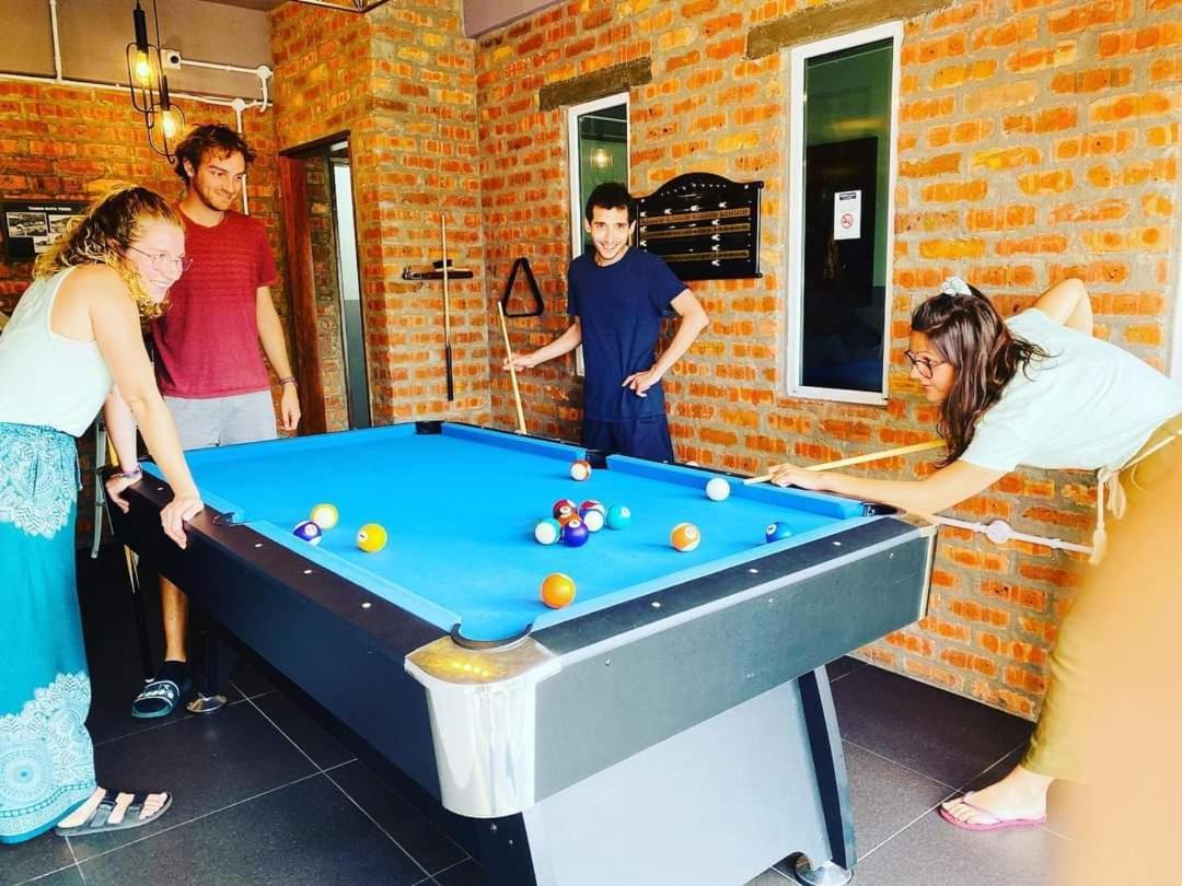 Hotel Bricks Backpackers Sleepbox Tanah Rata Exterior foto
