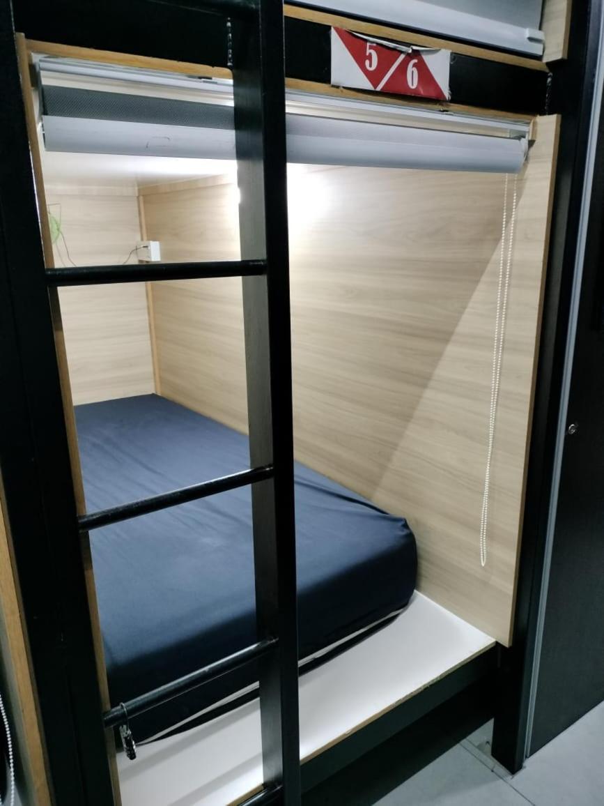 Hotel Bricks Backpackers Sleepbox Tanah Rata Exterior foto